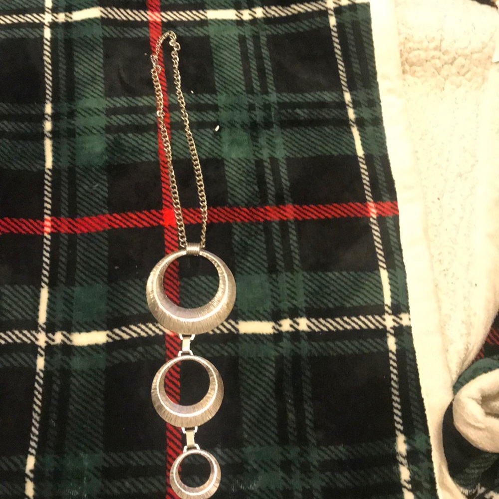 Necklace - Picture 2 of 3